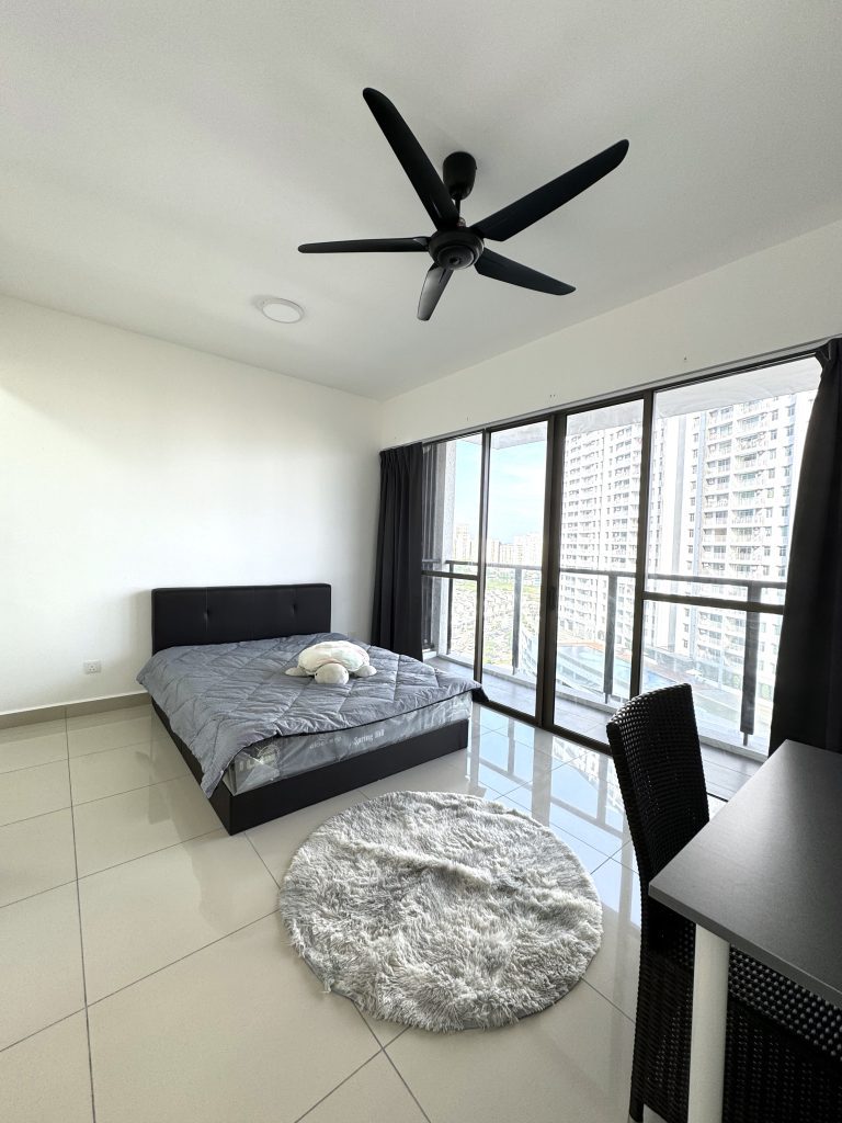 Fully furnished master room for rent in sungai ara, penang