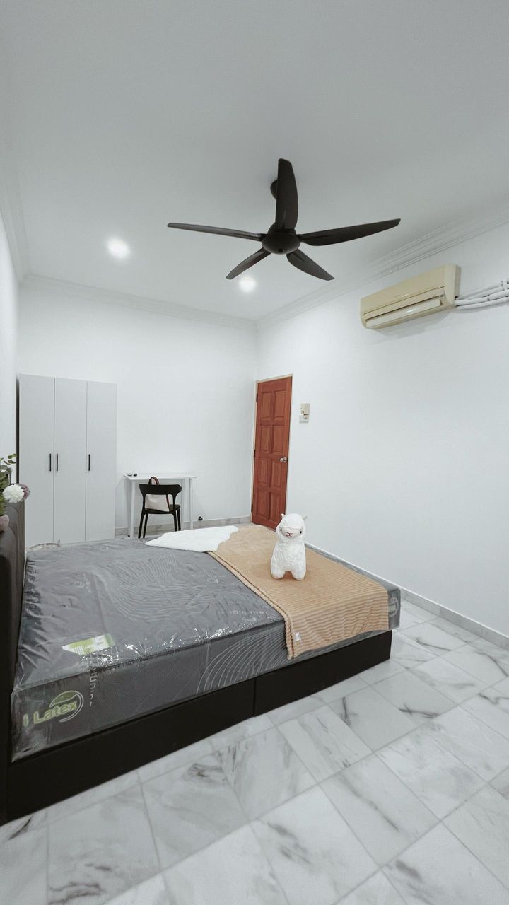 Premium master room for rent in Gelugor with bed, desk, wardrobe